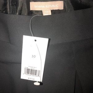 Banana Republic Skirts - NWT! Banana Republic Pleated Black Skirt, Size 10 Banana Republic Skirts - NWT! Banana Republic Pleated Black Skirt, Size 10